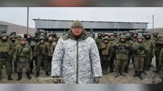 Video: „Jsou téměř nazí.“ Ruský instruktor ukázal žalostné vybavení vojáků